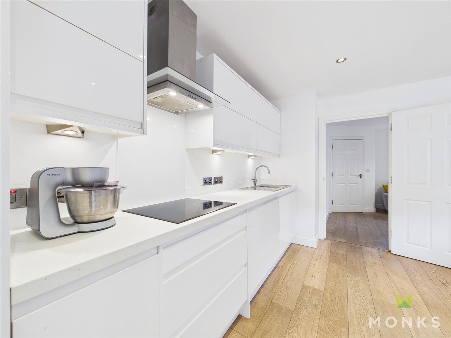 12 Weaver Close, Oswestry, SY11 2NW For Sale